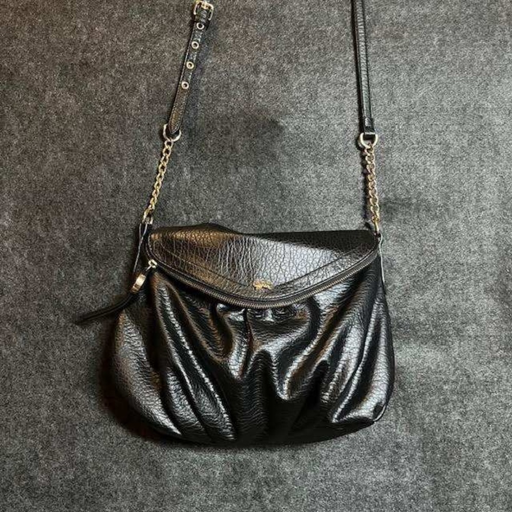 Juicy Couture Black Leather Crossbody Bag with Chain Strap